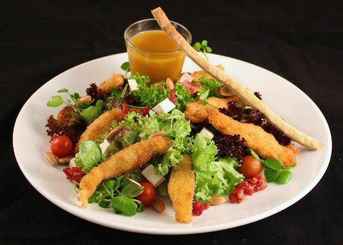 Lettuce Salad with Italian Dressing